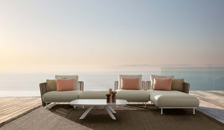 Coral Set Divano Modulare, Poltrona Lounge e Tavolo Caffè Warm White