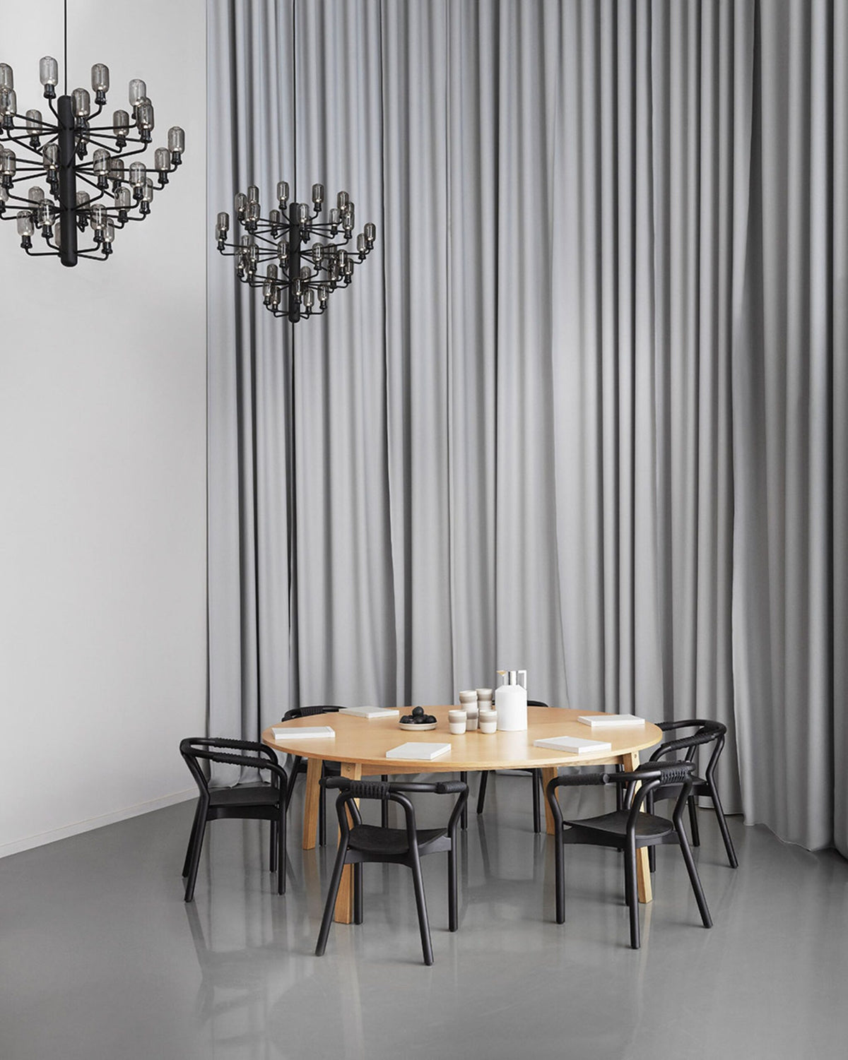 Amp Chandelier Large Smoke Black