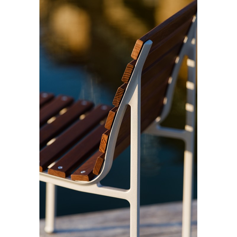 Traverse Chair heat treated oiled ash 01